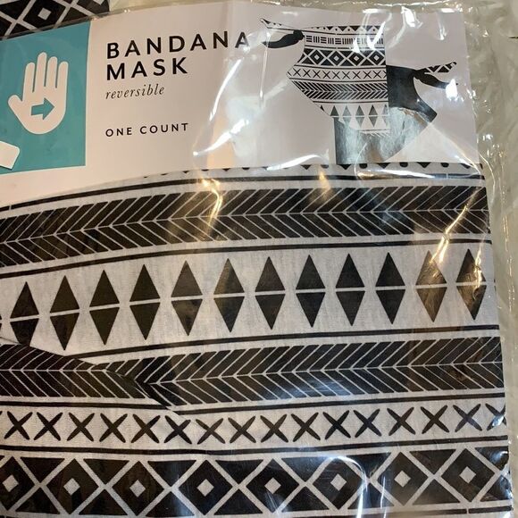 Three piece gift set by includes two reversible bandana masks & one durag - Picture 4 of 5